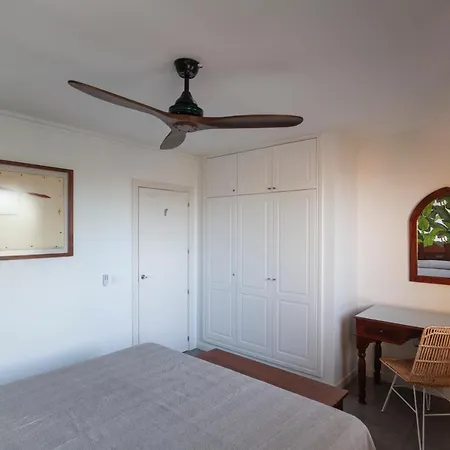 Leonardos Коральео